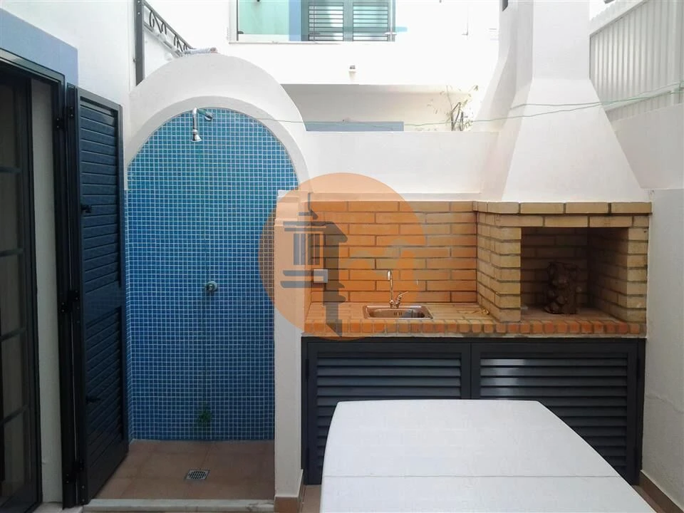 3-Bedroom Apartment in Manta Rota