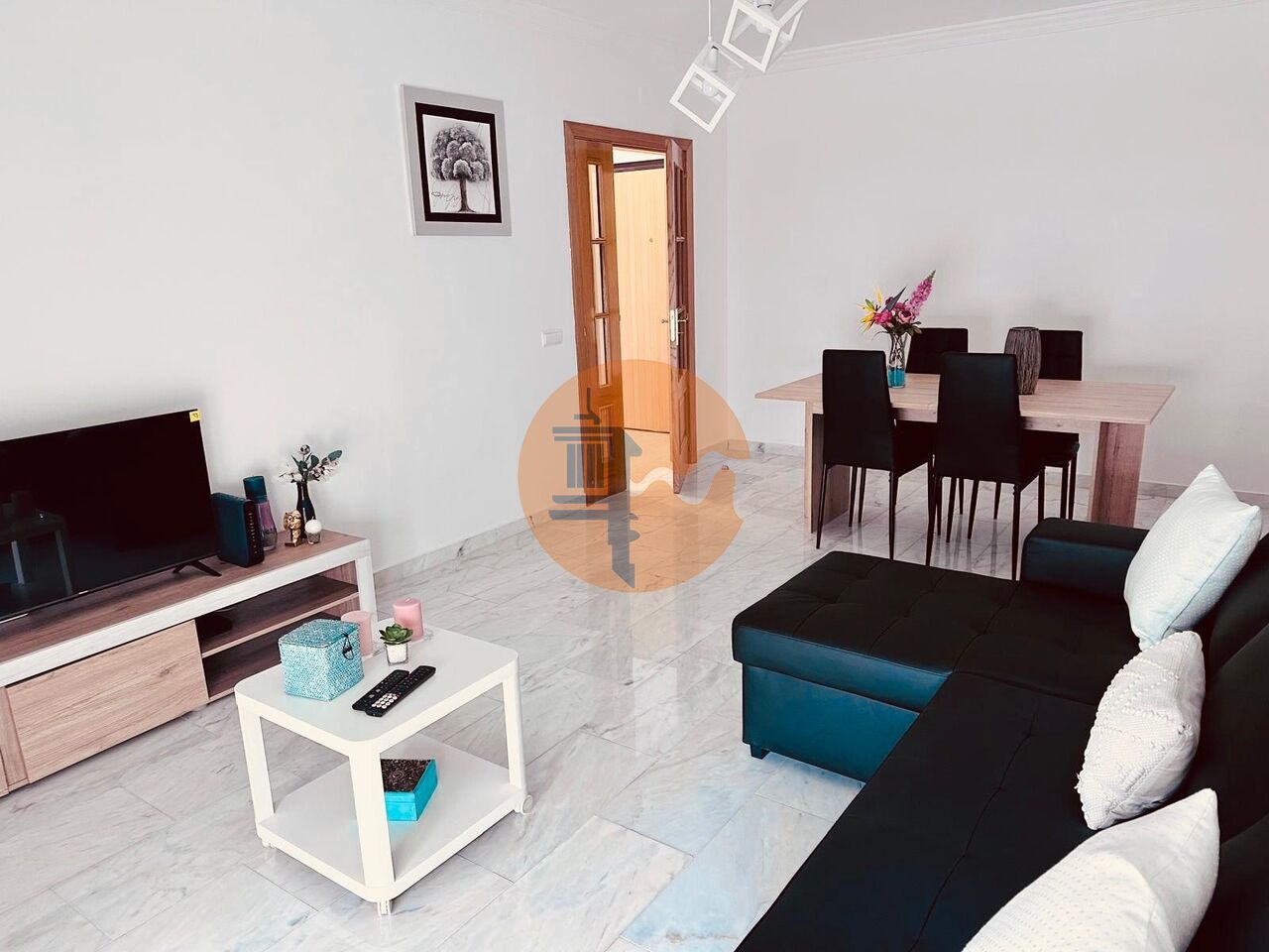Bright 2-Bedroom Apartment Available in Vila Real de Santo António, Algarve