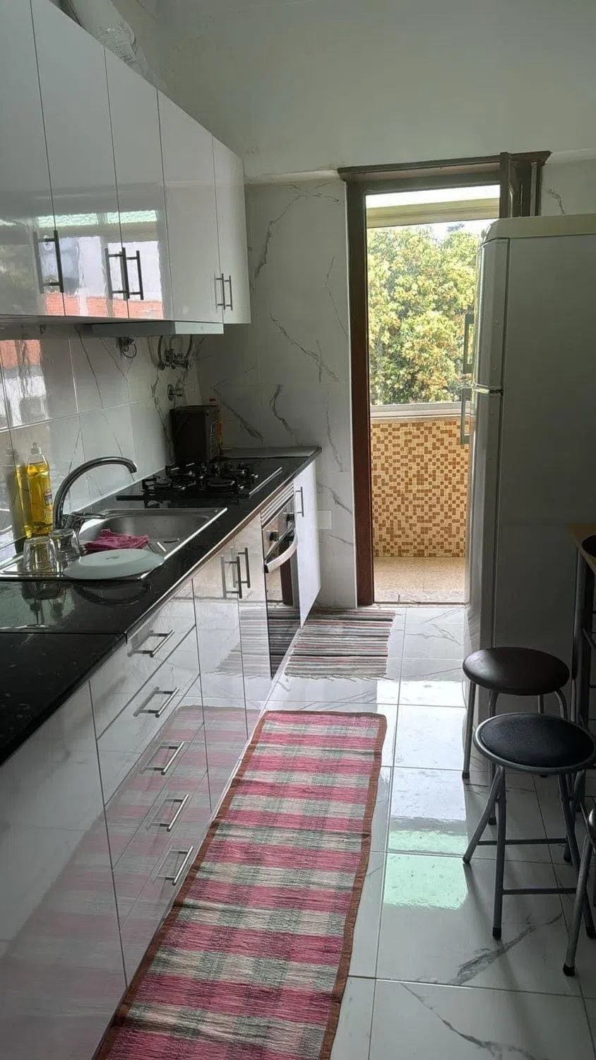 Modern 1 Bedroom Furnished Room for Rent in São Domingos de Benfica – Prime Location with Easy Transport