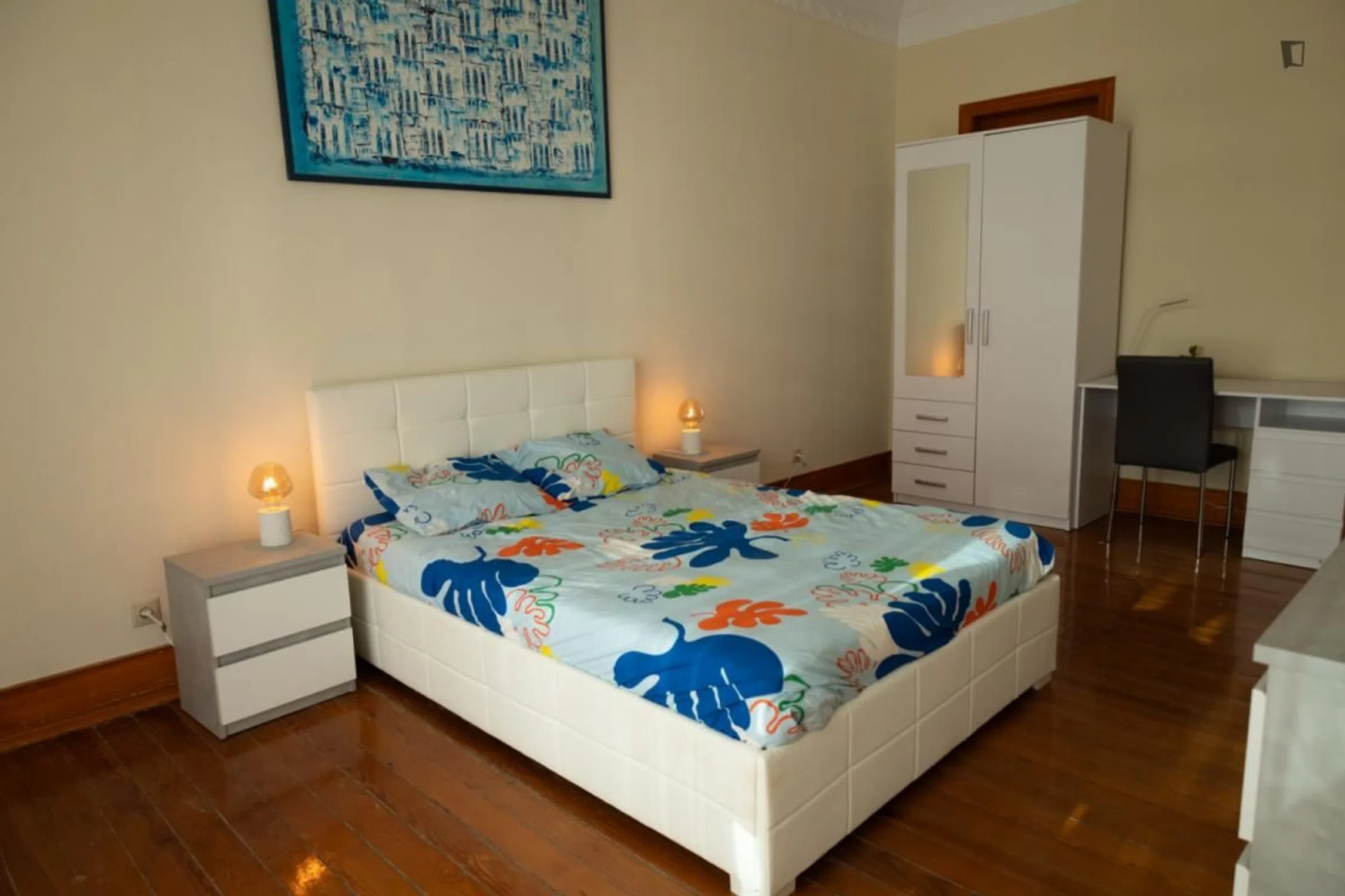 Modern 1 Bedroom Furnished Room for Rent in Areeiro – Prime Location with Easy Transport