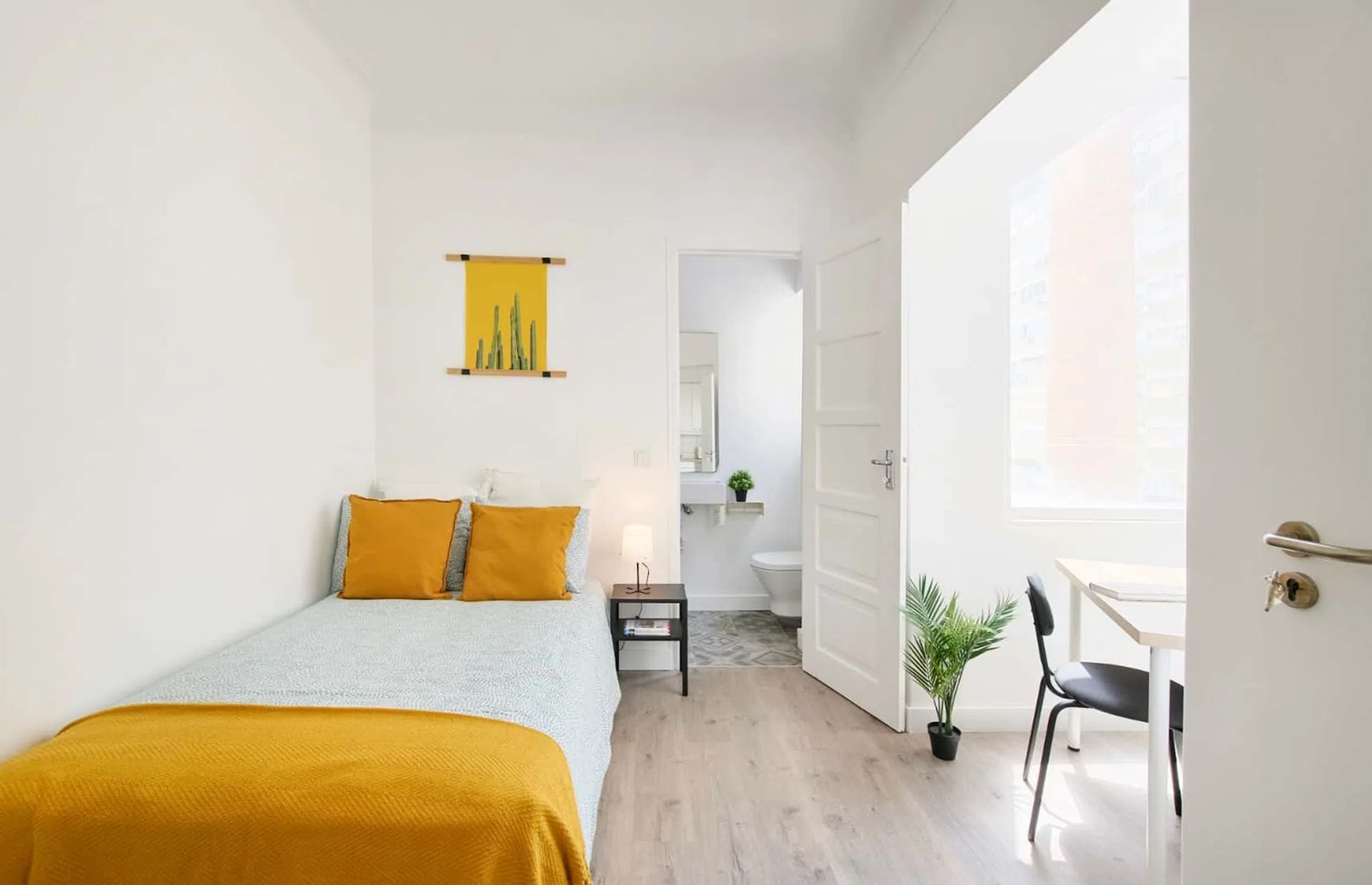 Townhouse in Silves with balcony